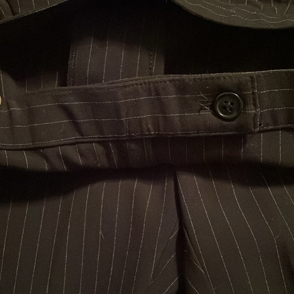 Briggs New York black pin stripped trouser size 10. NWOT - Picture 5 of 10